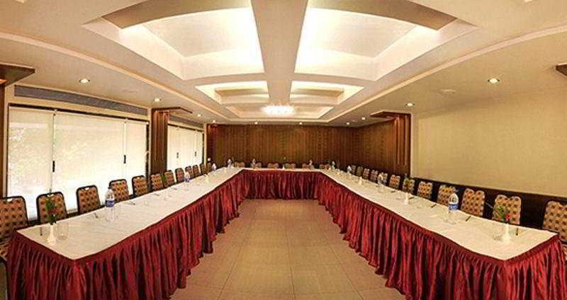 Treebo Archana Residency Thane Εξωτερικό φωτογραφία