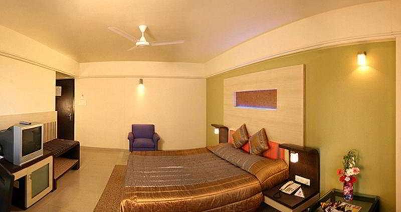 Treebo Archana Residency Thane Εξωτερικό φωτογραφία