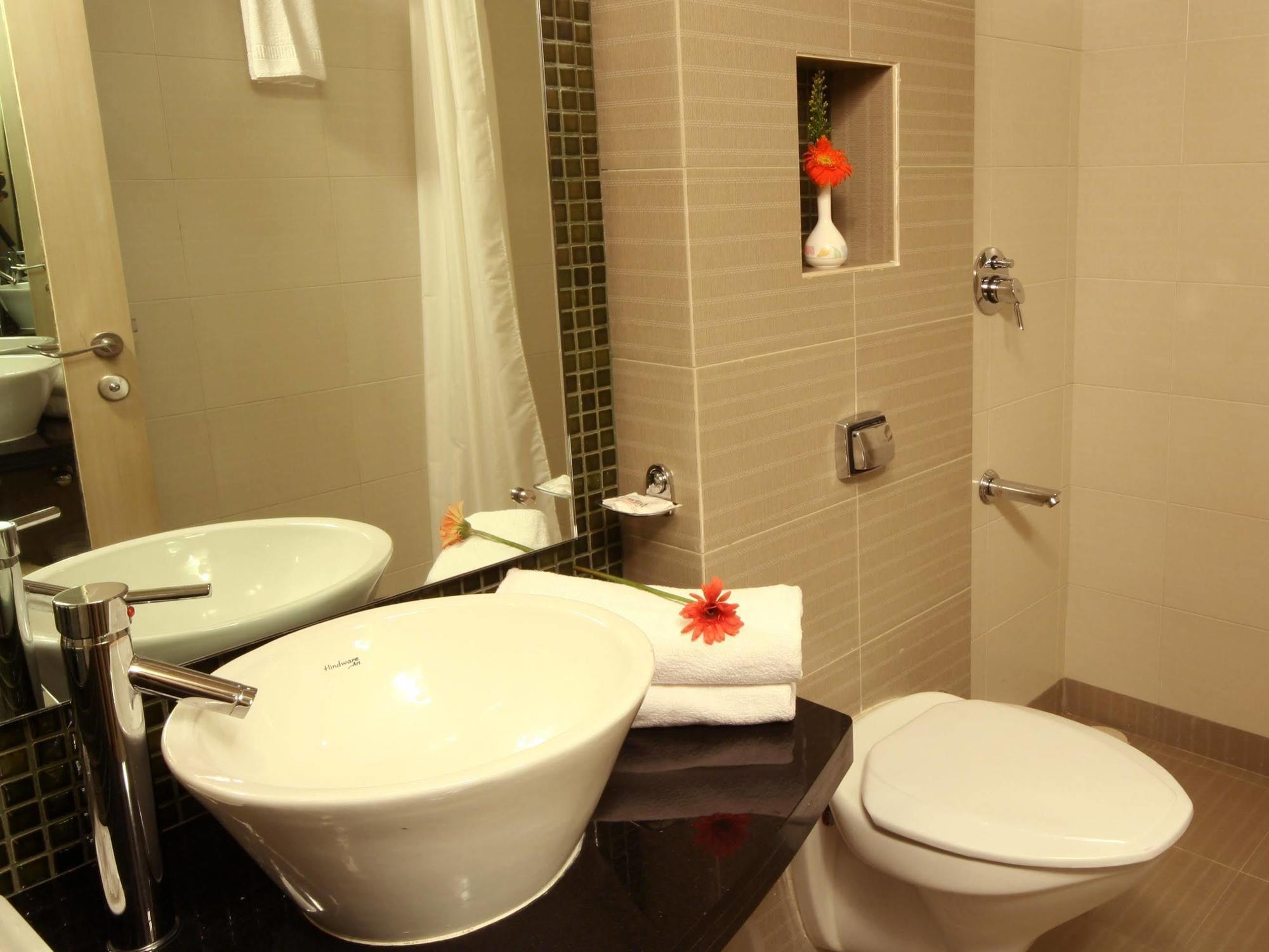 Treebo Archana Residency Thane Εξωτερικό φωτογραφία