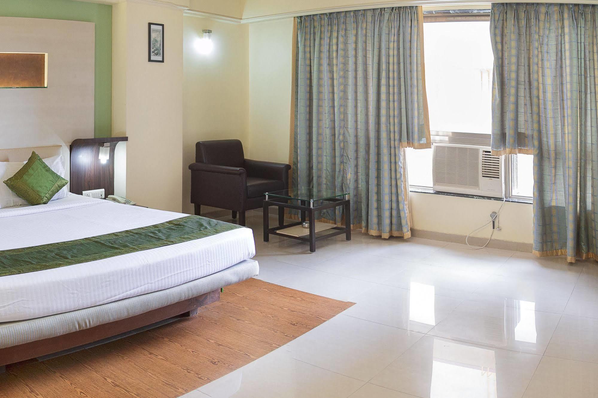 Treebo Archana Residency Thane Εξωτερικό φωτογραφία
