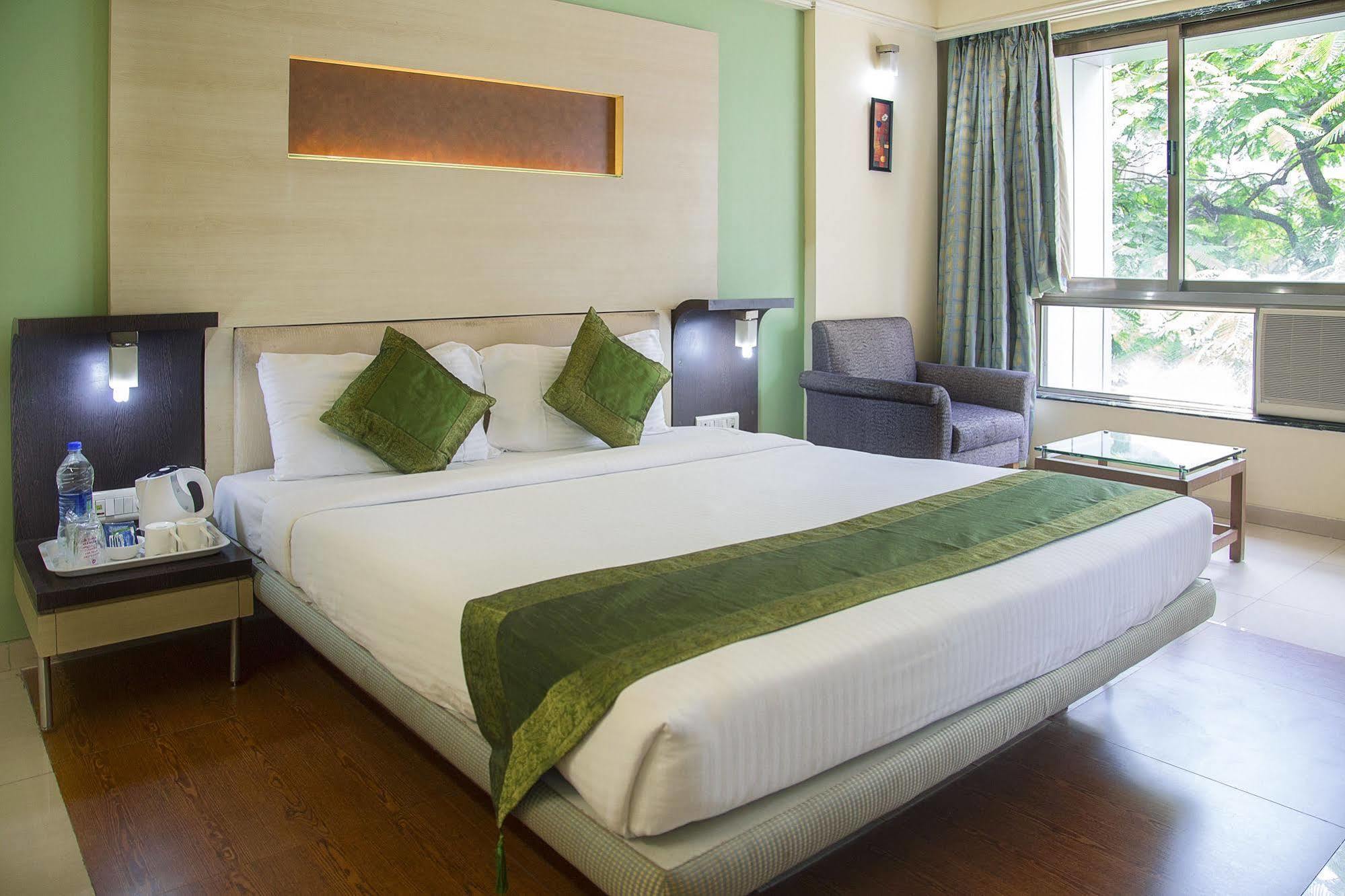 Treebo Archana Residency Thane Εξωτερικό φωτογραφία