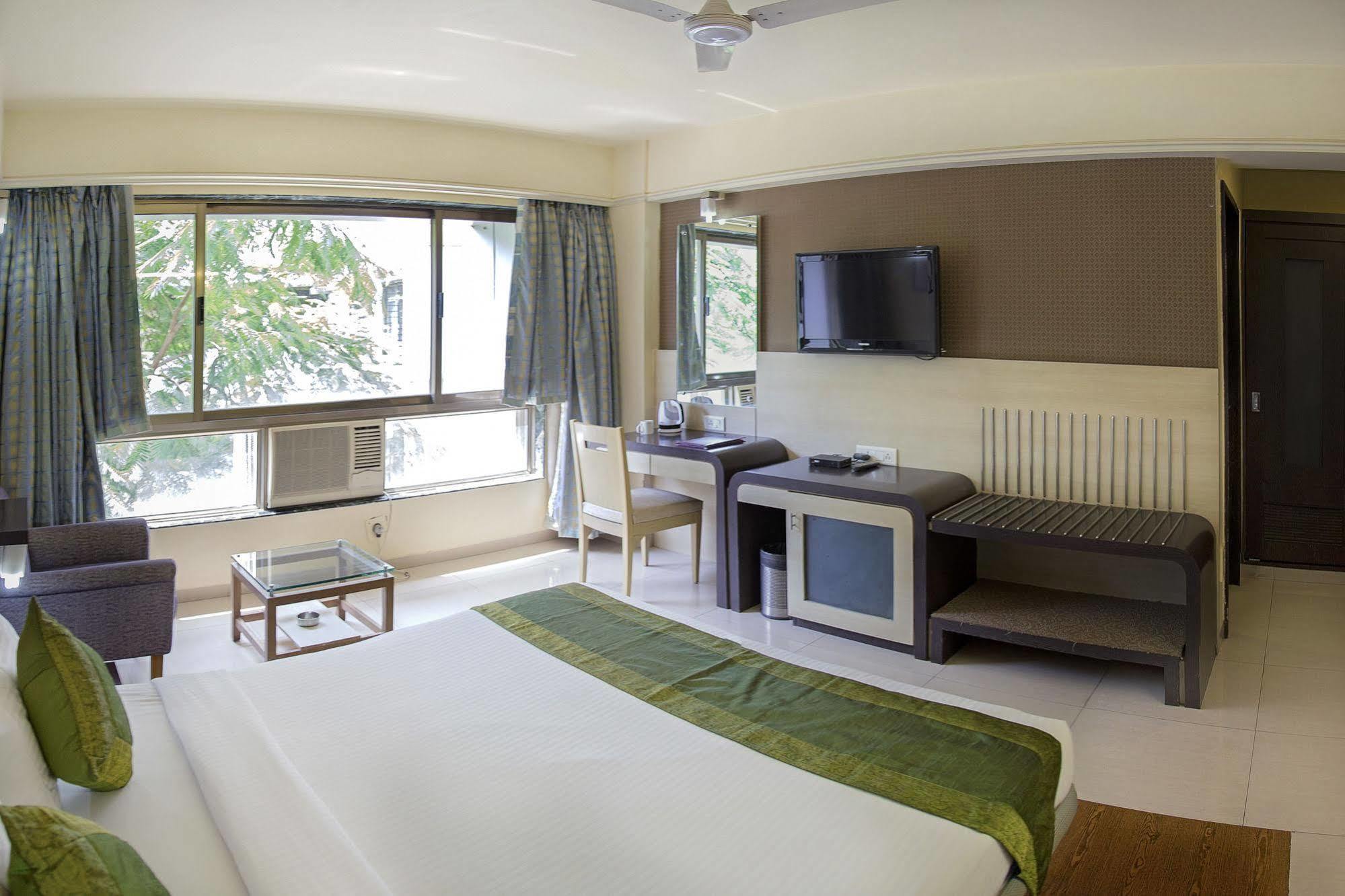 Treebo Archana Residency Thane Εξωτερικό φωτογραφία
